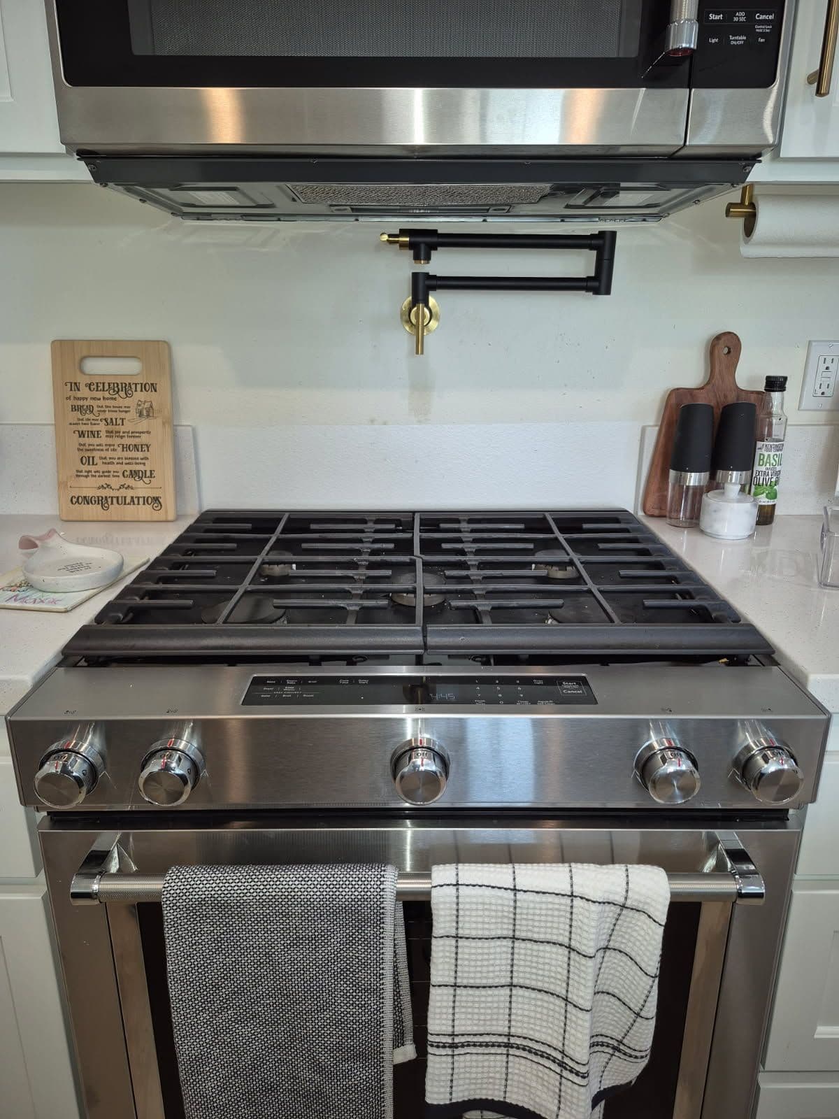 Project Sleek Pot Filler Installation Transforms Kitchen image