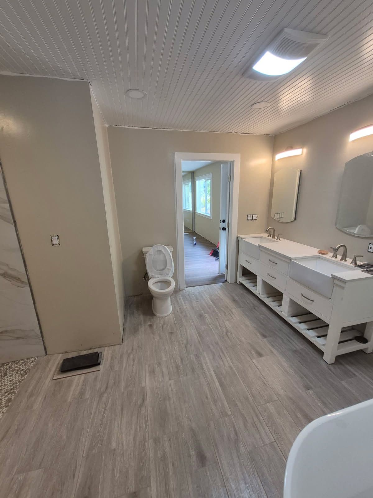 Stunning Bathroom Remodel with Style and Functionality