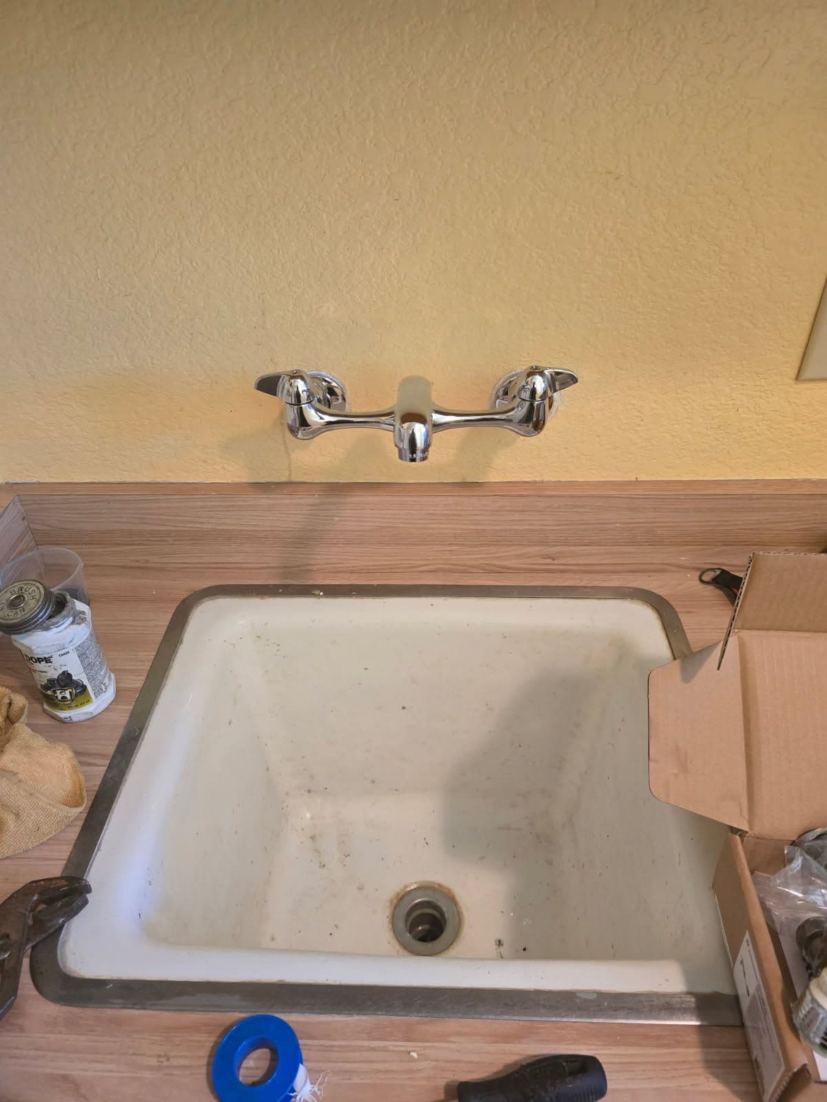 Efficient Faucet Upgrade for Reliable Laundry Solutions image