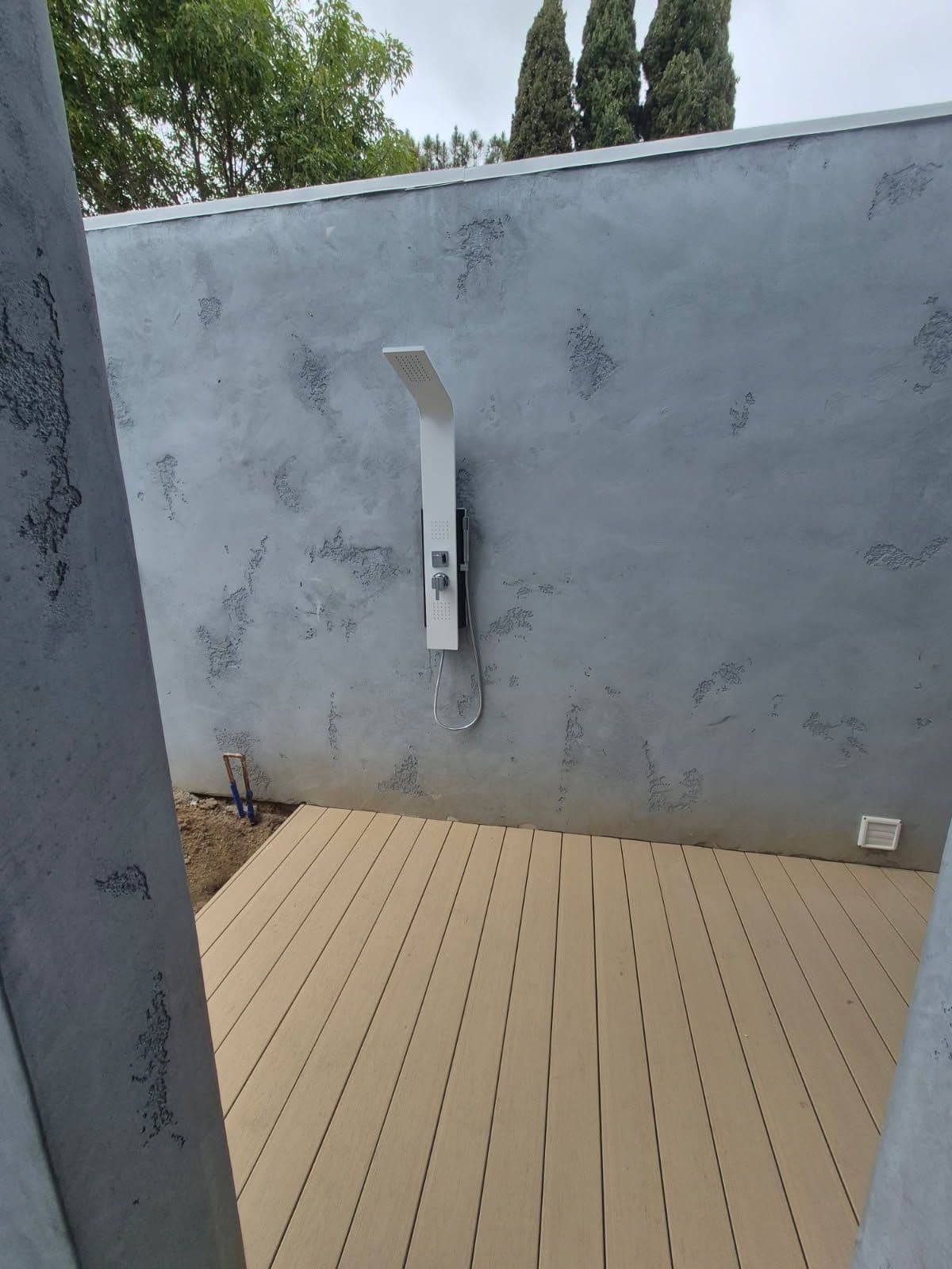 Gallery photos for West Coast Drains Beachside Outdoor Shower: Image #3