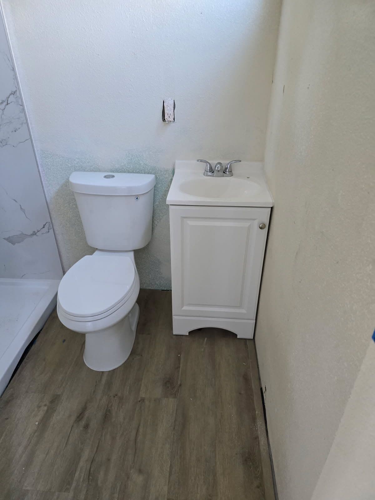 Gallery photos for Stunning Bathroom Renovation by Plumbing Pros: Image #2
